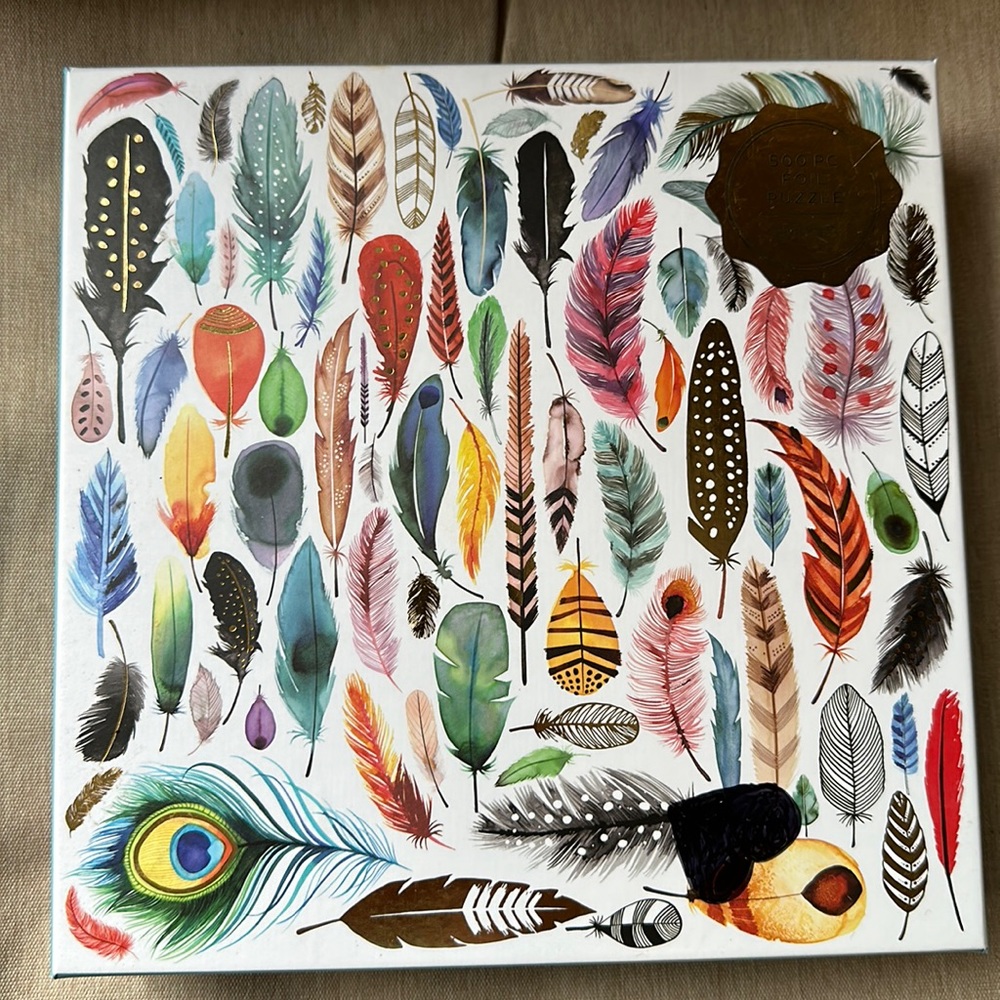 FEATHER 500 piece jigsaw PUZZLE & 1000 PUZZLE SORTER NIB.  ALL Pieces included.